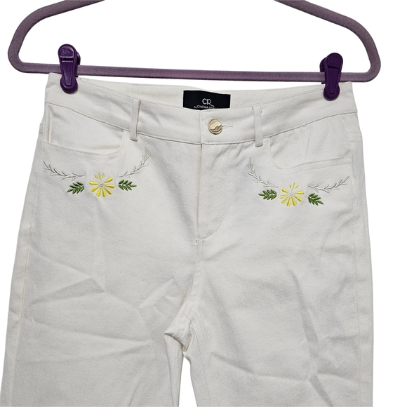 Cynthia Rowley White Floral Embroidered Jeans NWT - Picture 3 of 9